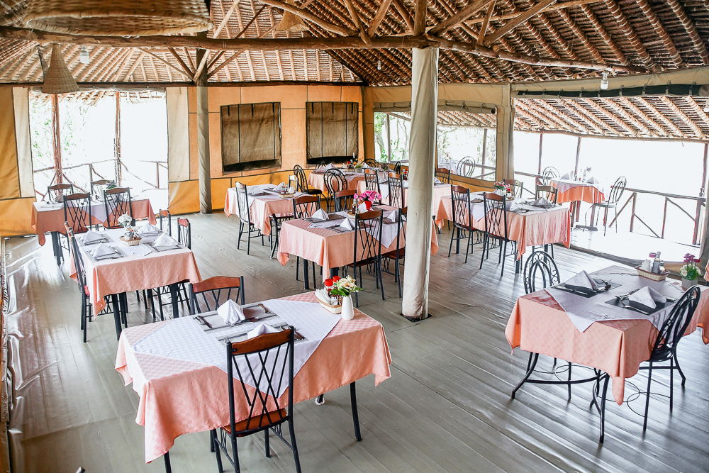 Dining Elangata