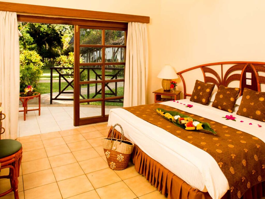 Neptune Beach Resort  ROOMS