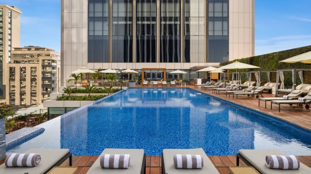 JW Marriott pool