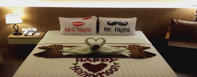 Honeymoon room types at Traveller’s Beach Hotel & Spa