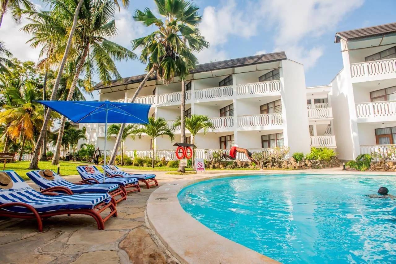 travelers beach Travelers beach resort